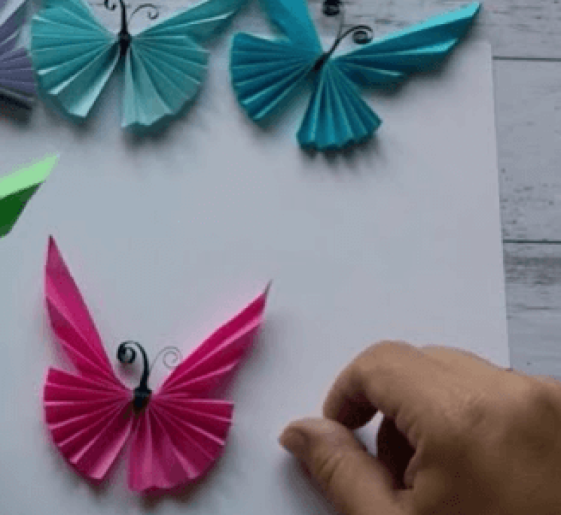 Tworzenie Motylów z Papieru